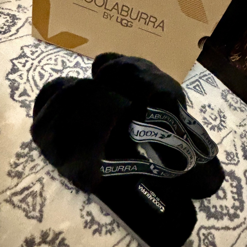 NIB Koolaburra Slippers sz 7